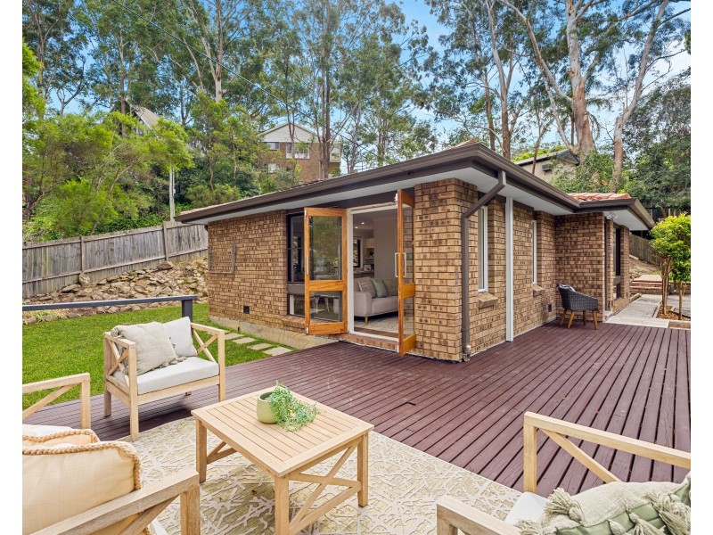 15 Larbonya Avenue, Wyoming NSW 2250