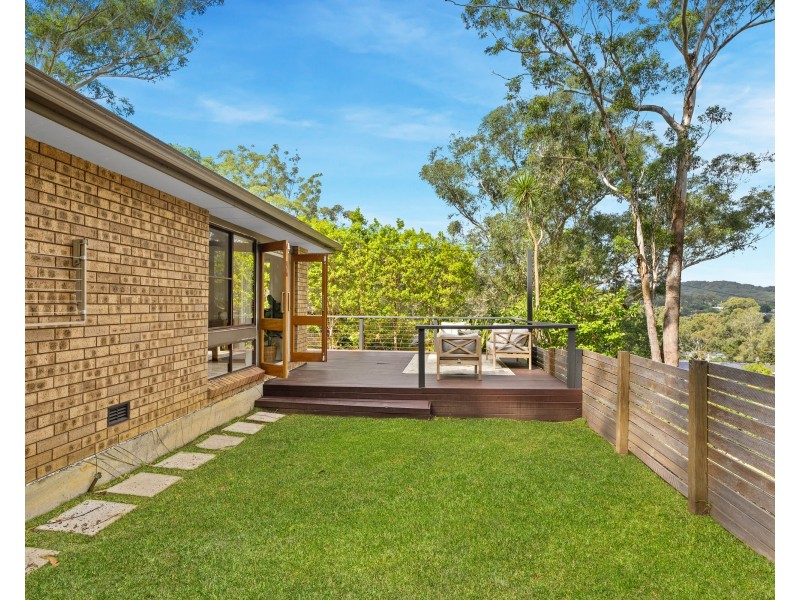 15 Larbonya Avenue, Wyoming NSW 2250