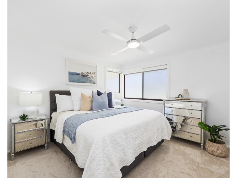 25 Fragar Avenue, Wyoming NSW 2250