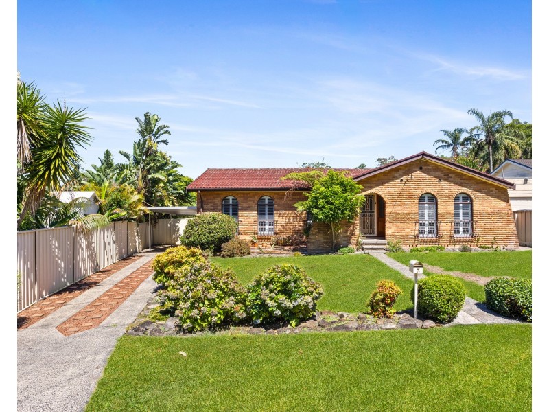 3 Elkhorn Close, Wyoming NSW 2250