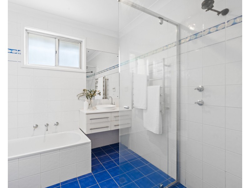 7 Brush Box Crescent, Wyoming NSW 2250