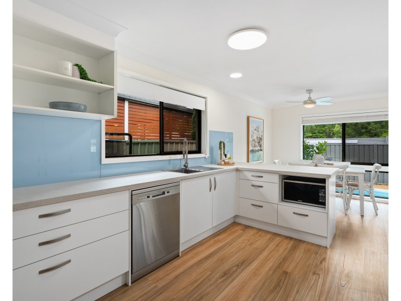 17 Fuchsia Street, Wyoming NSW 2250