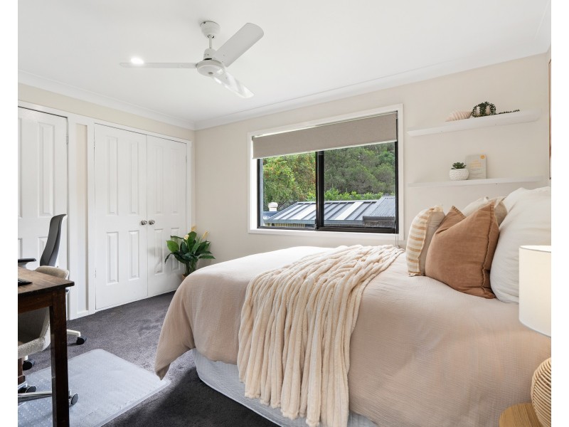 17 Fuchsia Street, Wyoming NSW 2250