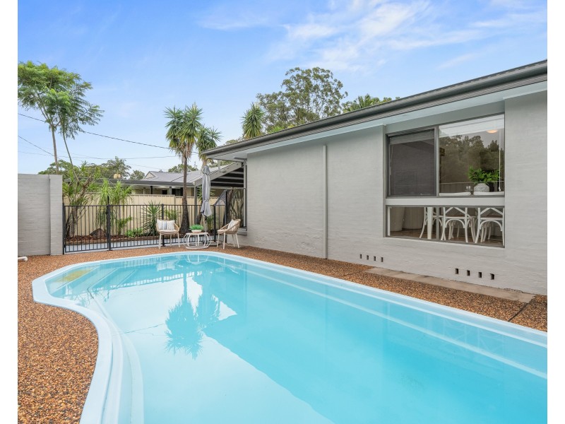 17 Fuchsia Street, Wyoming NSW 2250