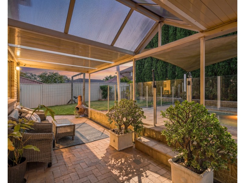 12 Woolybutt Crescent, Erina NSW 2250