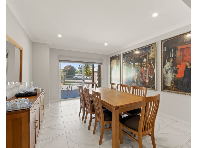 3 Lavinia Street, Forresters Beach NSW 2260