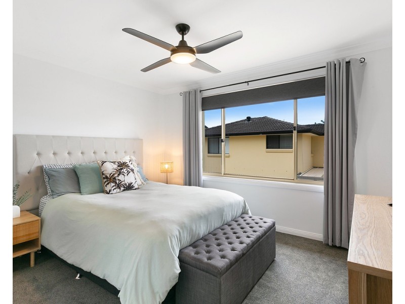 4/164 Ocean Parade, Blue Bay NSW 2261