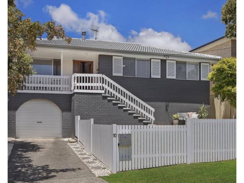 10 Mackay Drive, Tumbi Umbi NSW 2261