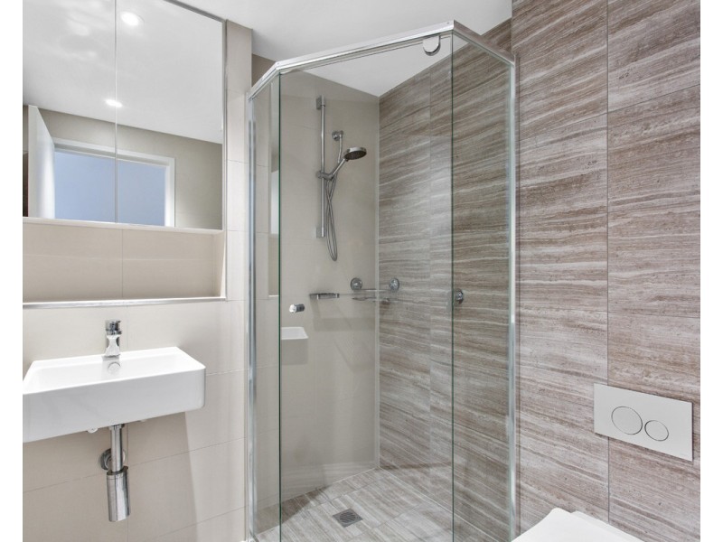 501/148a Albany Street, Point Frederick NSW 2250