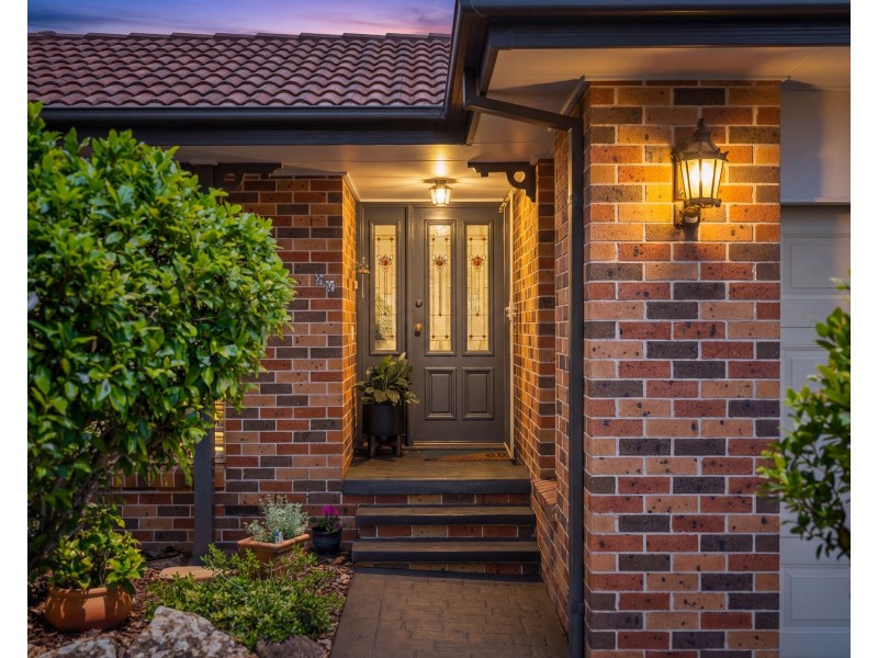 99 Bronzewing Drive, Erina NSW 2250