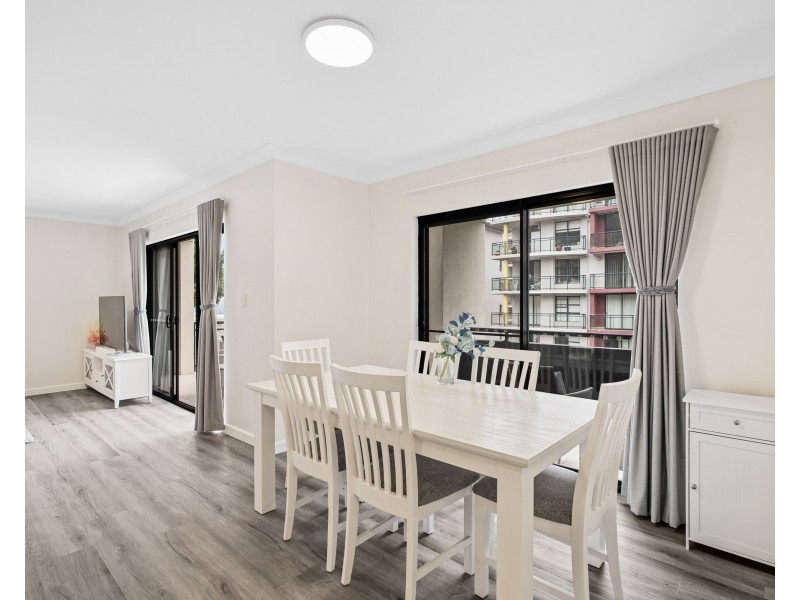 3/8 Bent Street, Gosford NSW 2250