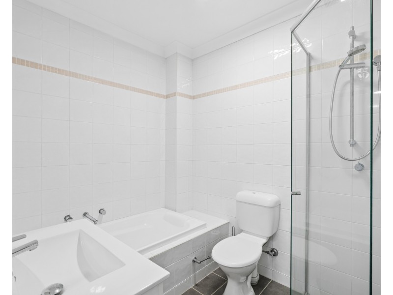 3/8 Bent Street, Gosford NSW 2250