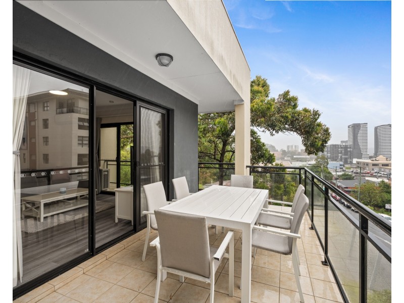 3/8 Bent Street, Gosford NSW 2250