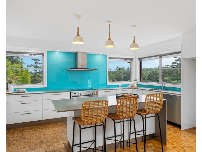 12 Karen Close, Lisarow NSW 2250