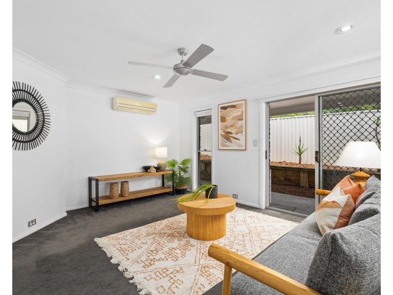 12 Karen Close, Lisarow NSW 2250