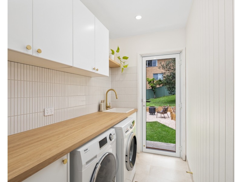 16 Maple Street, Wyoming NSW 2250