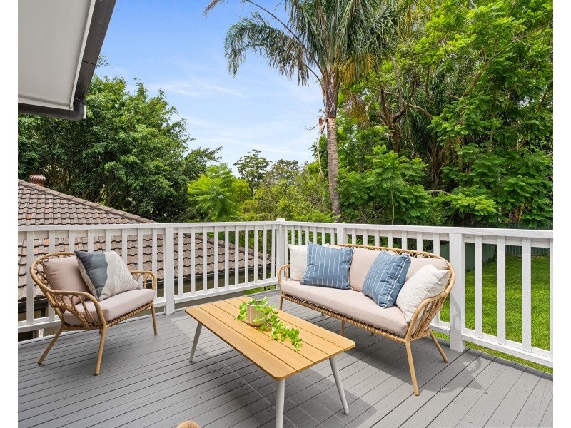 16 Maple Street, Wyoming NSW 2250