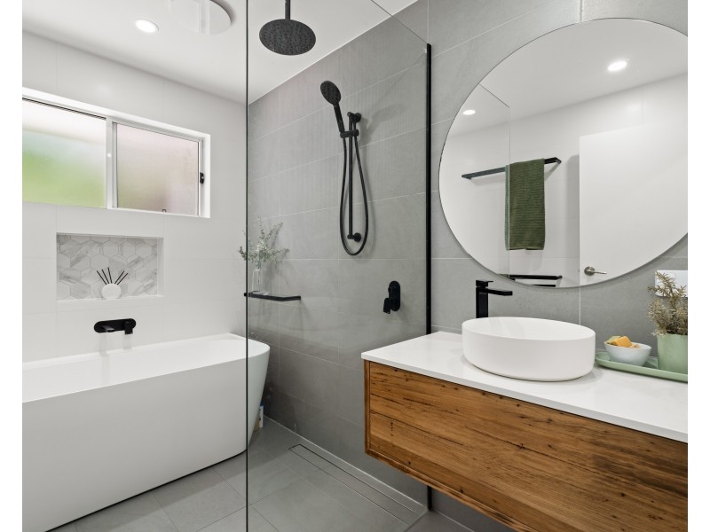 96 Gilda Drive, Narara NSW 2250