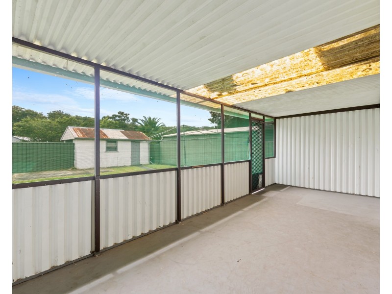 55 Maidens Brush Road, Wyoming NSW 2250