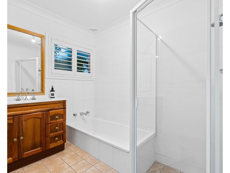 8 Trade Winds Avenue, Terrigal NSW 2260