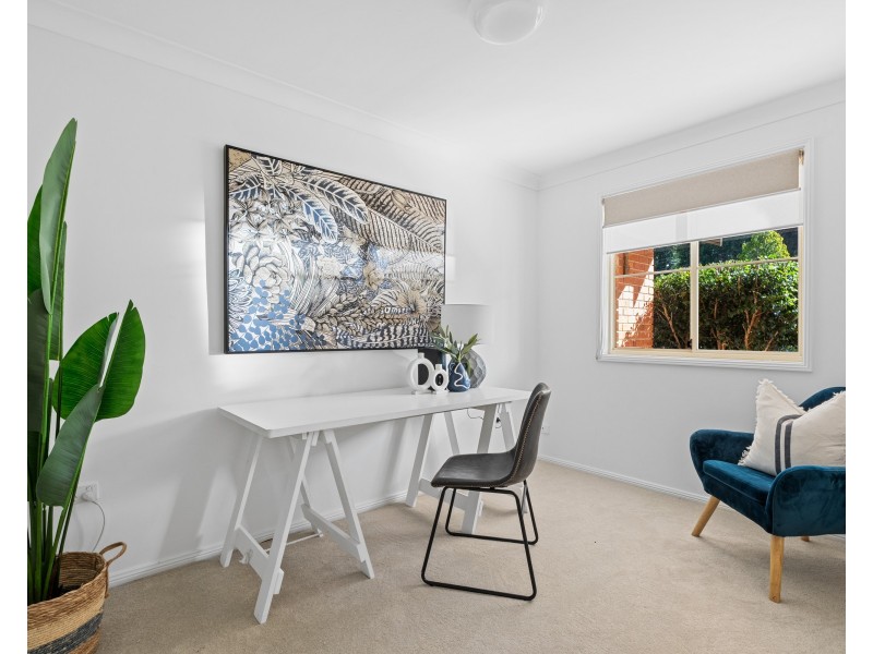 27 Donna Close, Lisarow NSW 2250