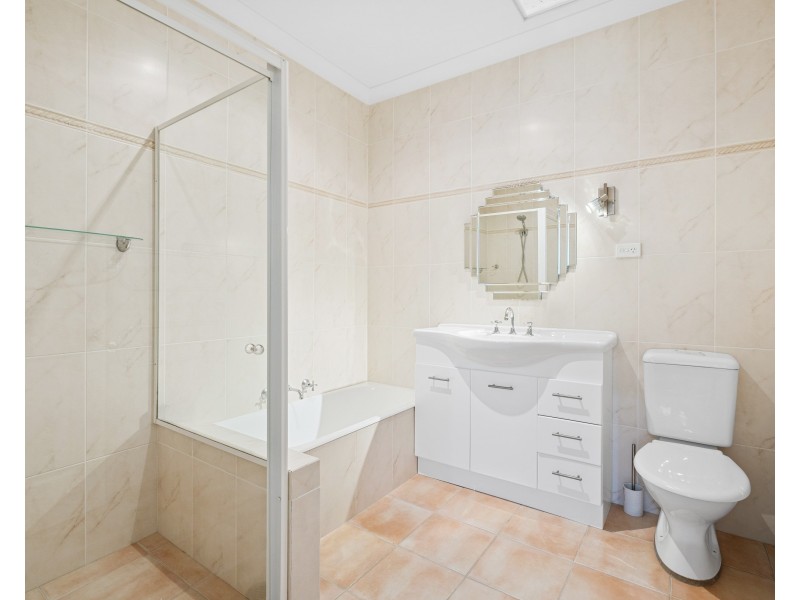 27 Manly Parade, The Entrance North NSW 2261