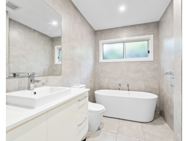 300 The Entrance Road, Erina NSW 2250