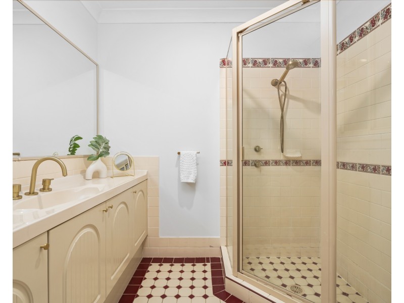 6 Burnie Place, Mardi NSW 2259