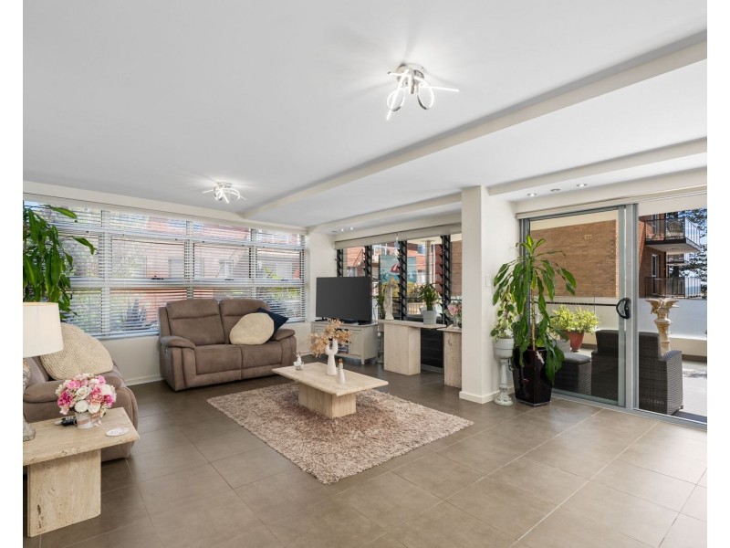 2/1-9 Beach Street, The Entrance NSW 2261