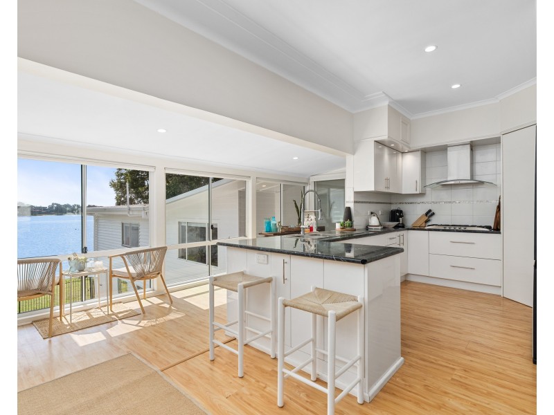 5 Brennon Road, Gorokan NSW 2263