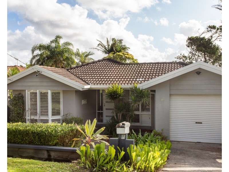 8 Lewis Crescent, Forresters Beach NSW 2260