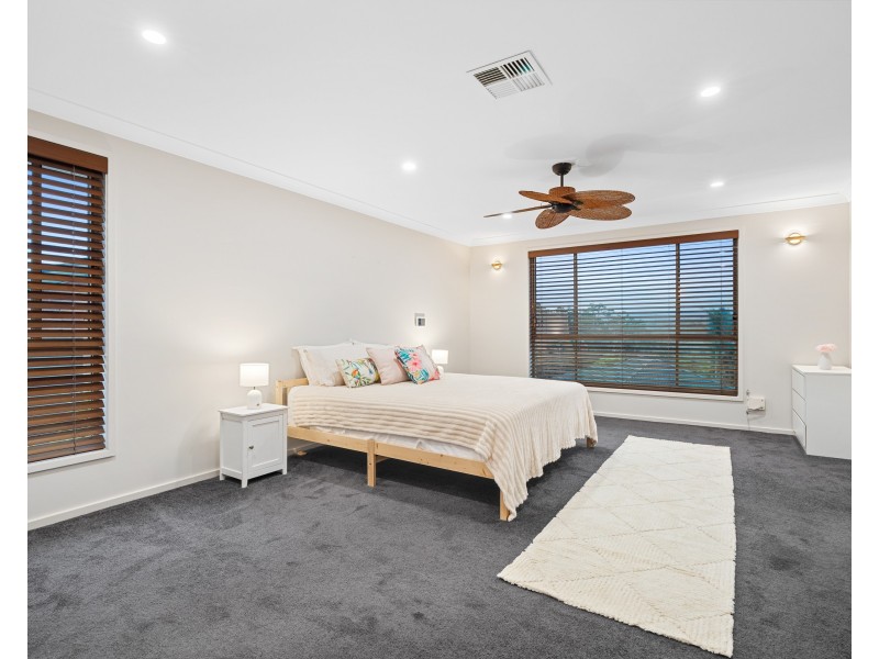 14 Crestview Place, Lisarow NSW 2250