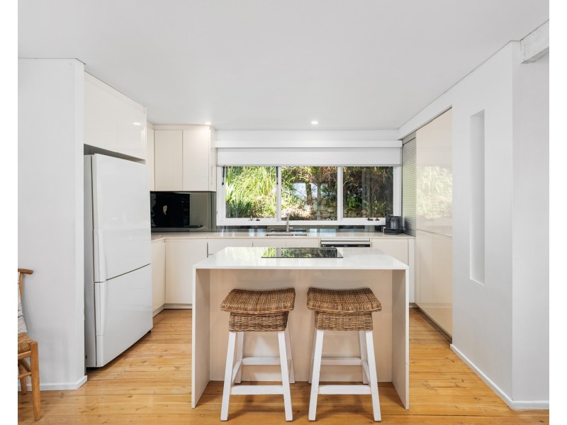 35 Hillcrest Street, Terrigal NSW 2260