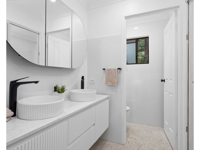 40 Rain Forest Road, Wyoming NSW 2250