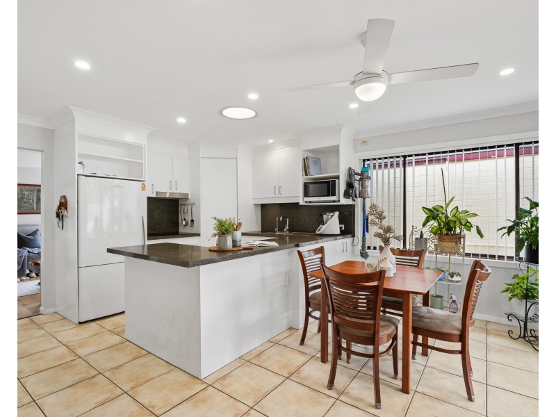 18 Crestwood Avenue, Niagara Park NSW 2250