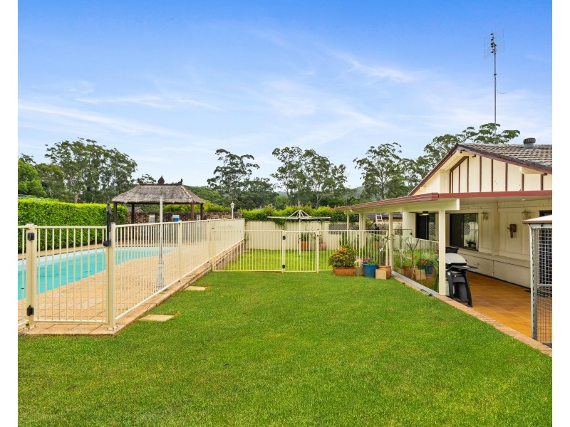 18 Crestwood Avenue, Niagara Park NSW 2250