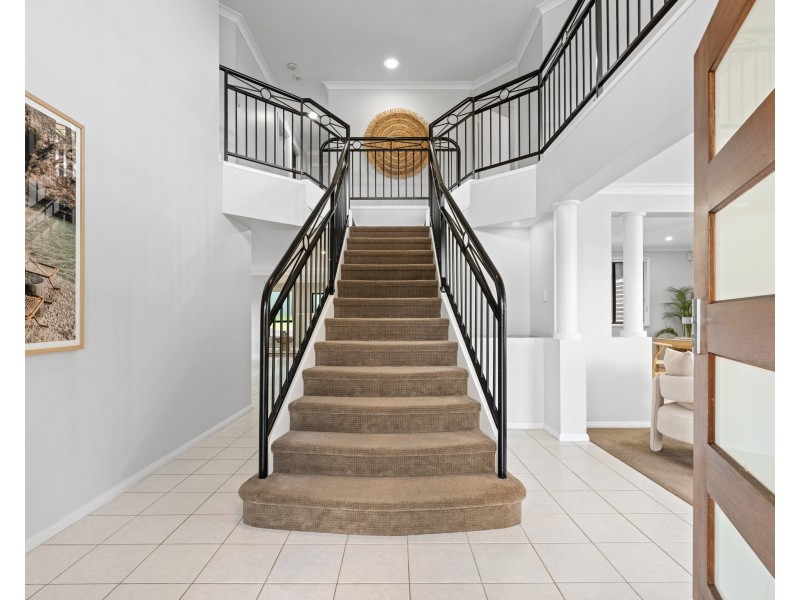 18 Bannister Drive, Erina NSW 2250