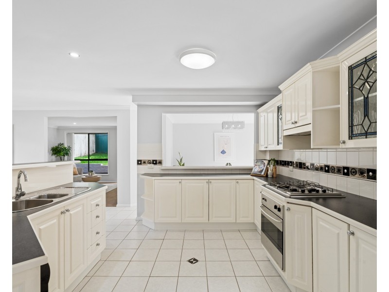 18 Bannister Drive, Erina NSW 2250