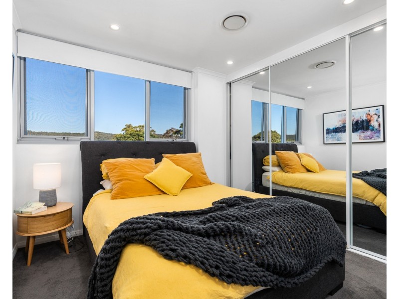 401/10 Fielder Street, West Gosford NSW 2250