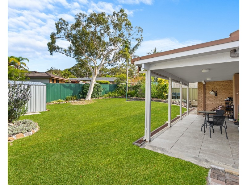 3 Belshaw Place, Bateau Bay NSW 2261