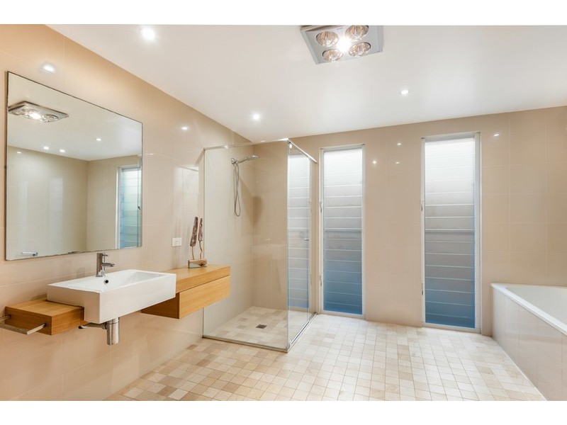 250 Del Monte Place, Copacabana NSW 2251