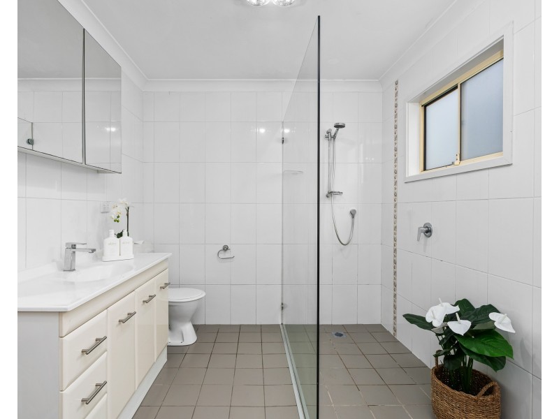 27 Lakala Avenue, Springfield NSW 2250