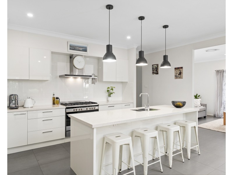 79 Hillside Drive, Berkeley Vale NSW 2261