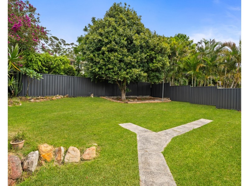 60 Dalton Street, Wyoming NSW 2250