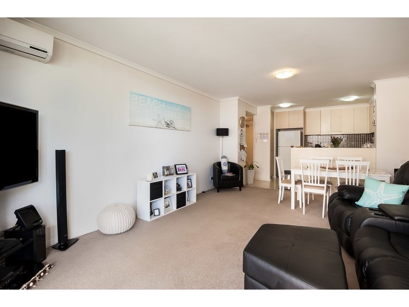 222/80 John Whiteway Drive, Gosford NSW 2250