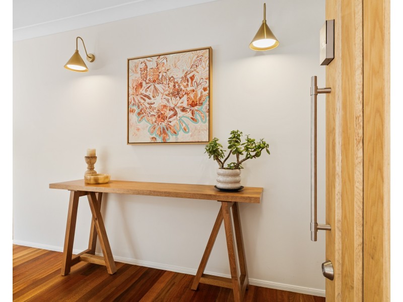 10 Hibiscus Avenue, North Avoca NSW 2260