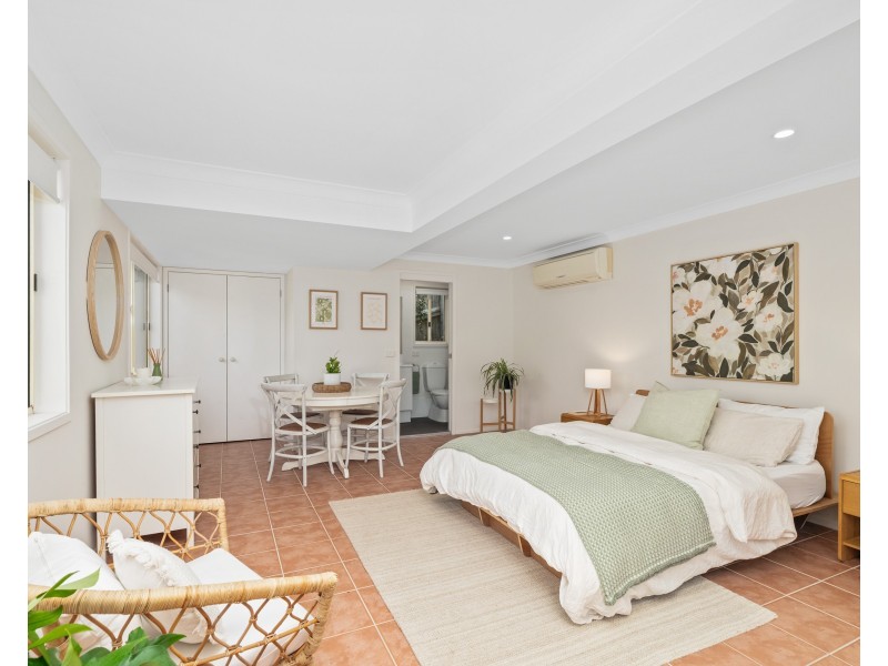 10 Hibiscus Avenue, North Avoca NSW 2260