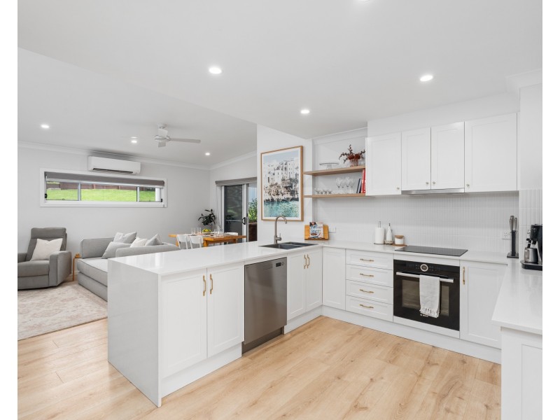 53 Holcombe Avenue, Narara NSW 2250