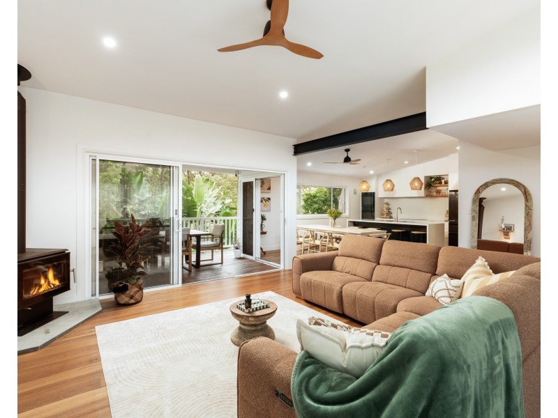 20 Chapman Crescent, Avoca Beach NSW 2251