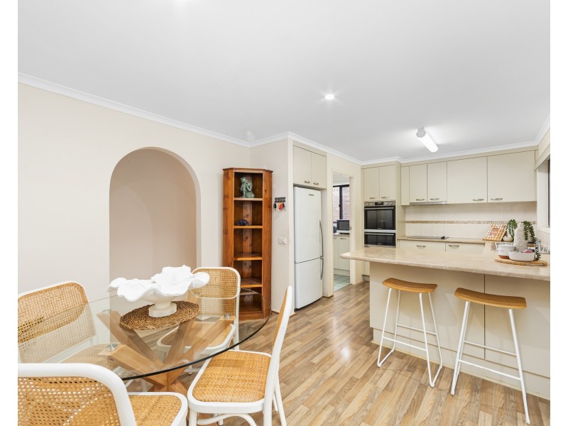 66 Lake Shore Drive, North Avoca NSW 2260